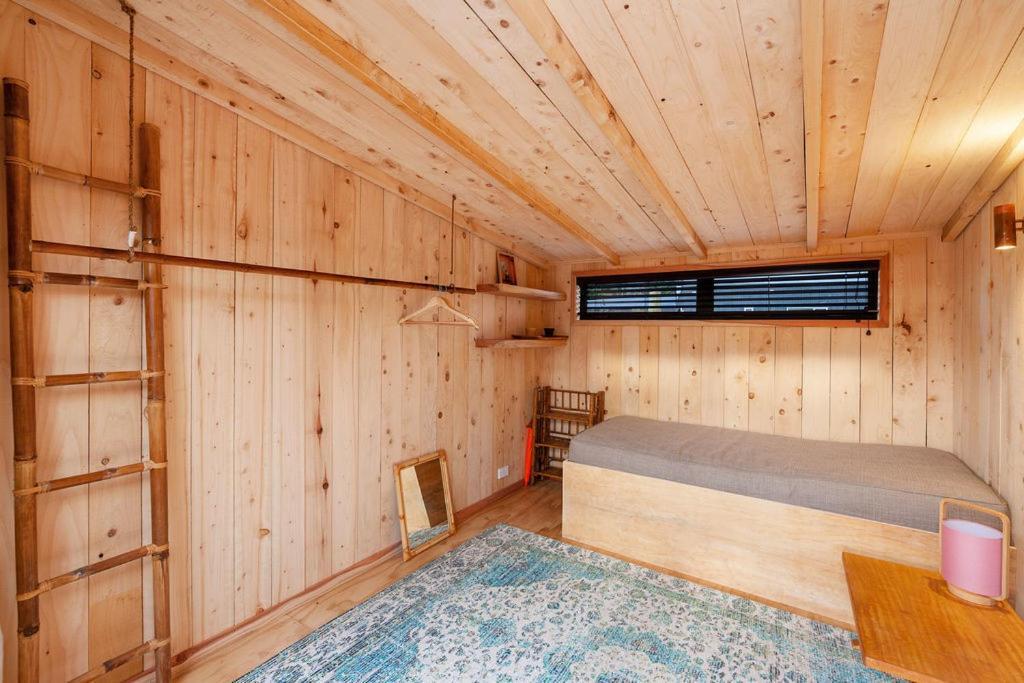 The Purple House - Ohakune Home With Spa Pool Buitenkant foto